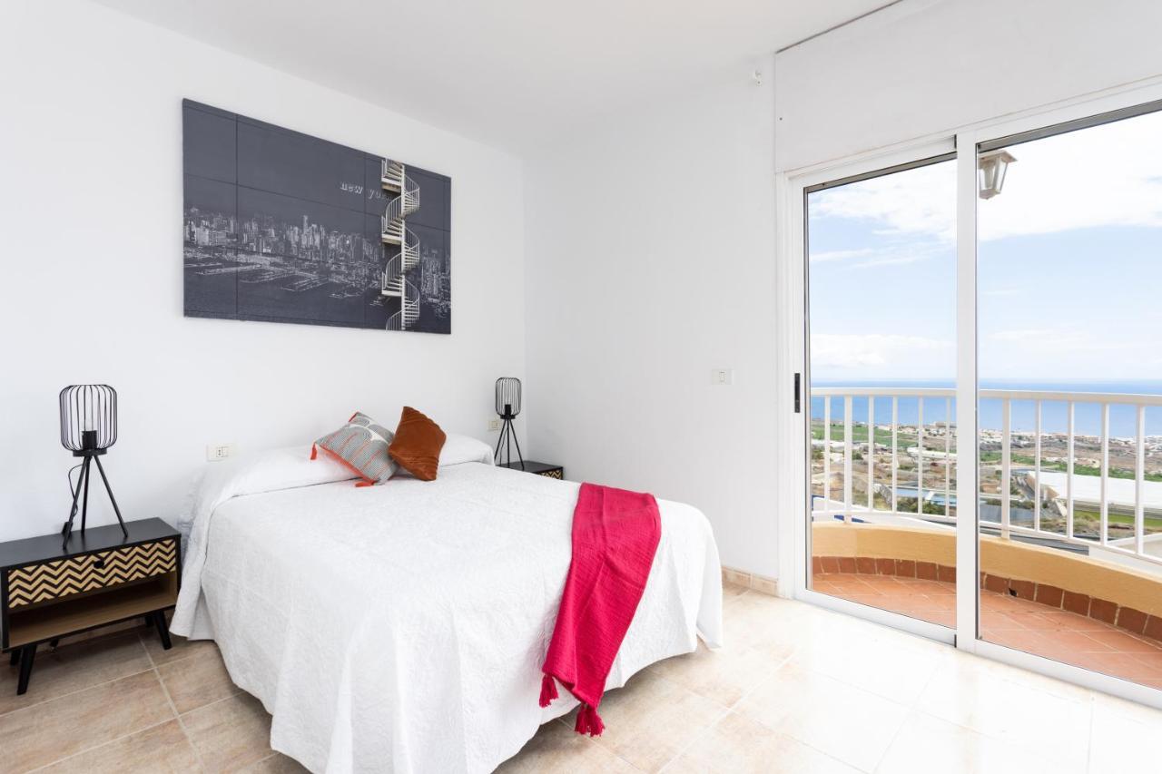 Holiday home Home2book Metro Tenerife, Private Pool & Bbq Costa Adeje (Tenerife)